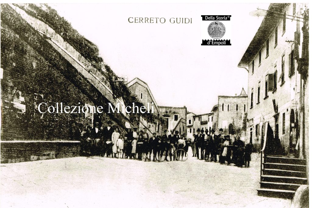 Cerreto Guidi - Villa Medicea davanti al Palazzo Guidi 2