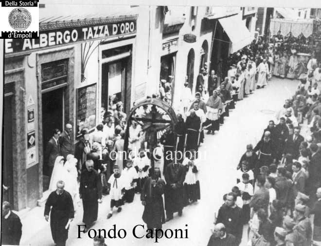 Processione via Giuseppe del Papa 2 all'Albergo Tazza d'oro