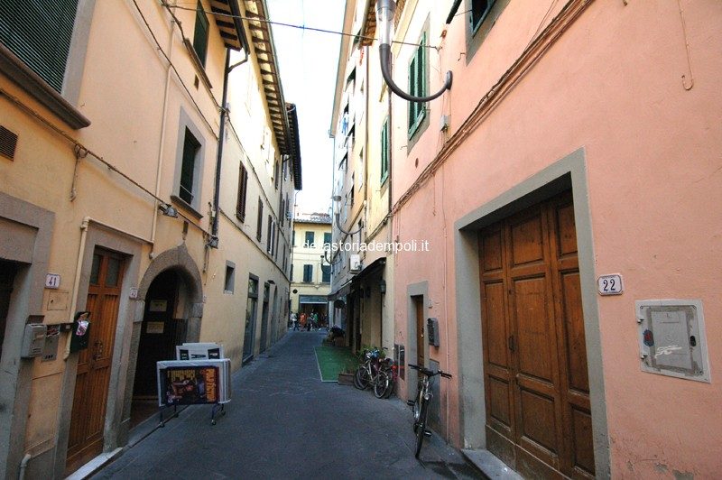 Via dei Forni o Via del Forno? Oggi Via del Gelsomino