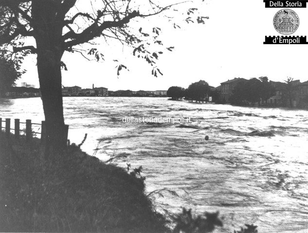 Fondo Caponi Empoli, Vol 2 pagina 31: l’alluvione ’66 in città e frazioni