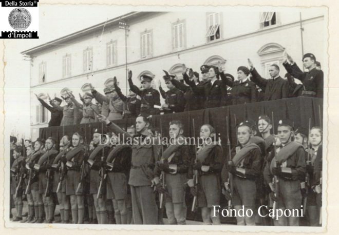 Empoli - Adunata fascista in Piazza XXVIII Ottobre oggi Piazza Gramsci