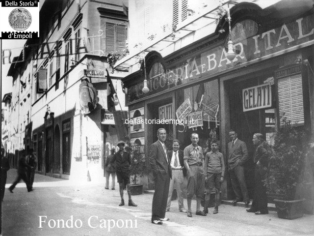 Fondo Caponi Empoli, Vol 1 pagina 16: via Giuseppe Del Papa, Piazza Garibaldi, Viale della Rimembranza e Bar Italia