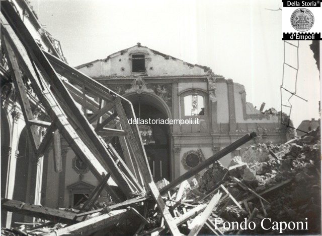 Fondo Caponi Empoli, Vol 2 pagina 20: la Collegiata di Empoli danneggiata dalla Guerra