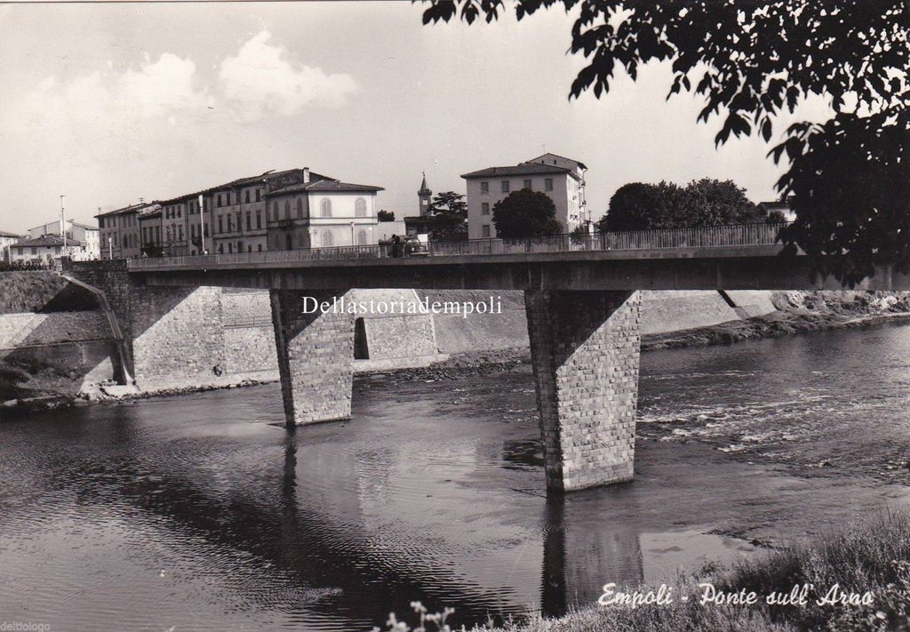 Il vecchio ponte, foto anteriore all’allovione del 1966