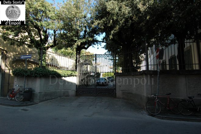 Empoli, via S. Lavagnini, ingresso Fattoria Parri - Foto di C. Pagliai