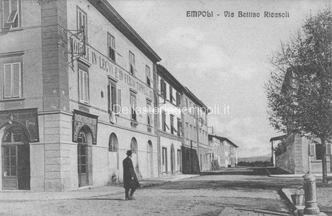 Piazza della Stazione e via Ricasoli